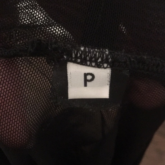 Black mesh dance skirt - Picture 5 of 7